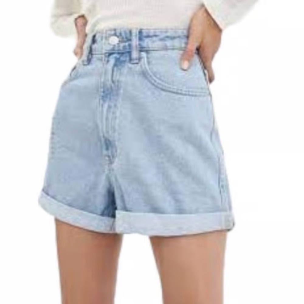 Zara Women’s High Rise Denim Mom Shorts Size 10